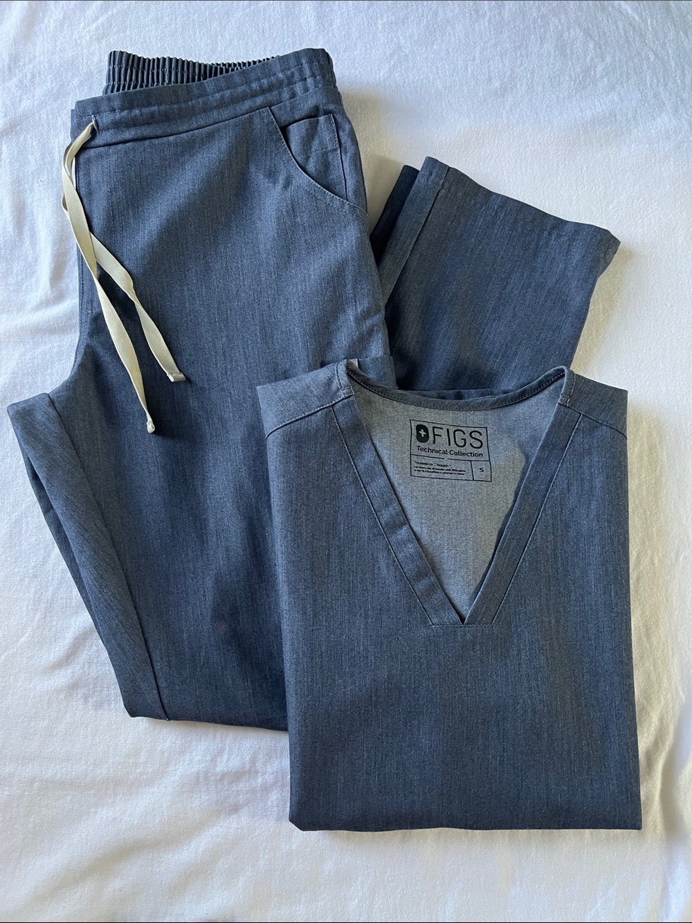FIGS Scrub Set Heather Denim Small